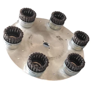 Tarcza z głowicami szczotkowymi Wolff 15735