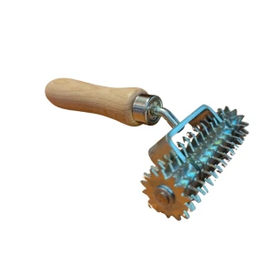 Wałek do łączeń wykładzin dywanowych jeż Wolff 34830