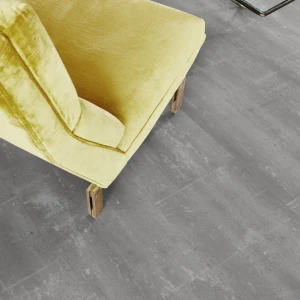 Tarkett Essence Glue-Down Scratched Cement Grey 260054010 panele winylowe aranżacja 2