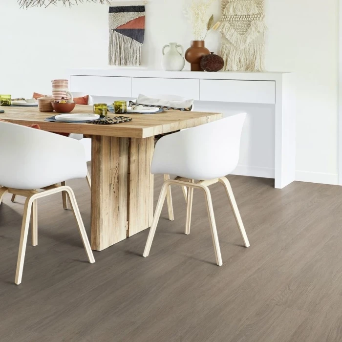 Tarkett Essence Glue-Down Cool Oak Light Beige 260053002 panele winylowe aranżacja 1