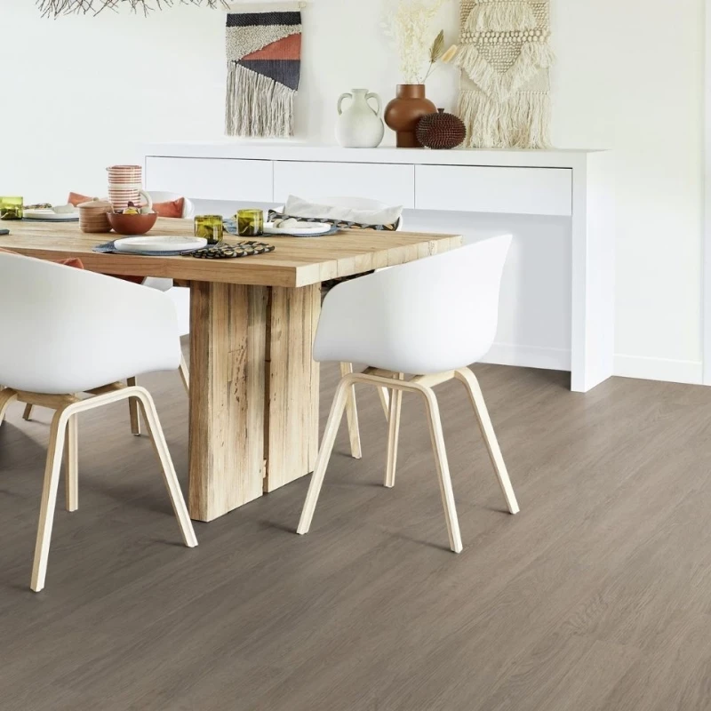 Tarkett Essence Glue-Down Cool Oak Light Beige 260053002 panele winylowe aranżacja 1