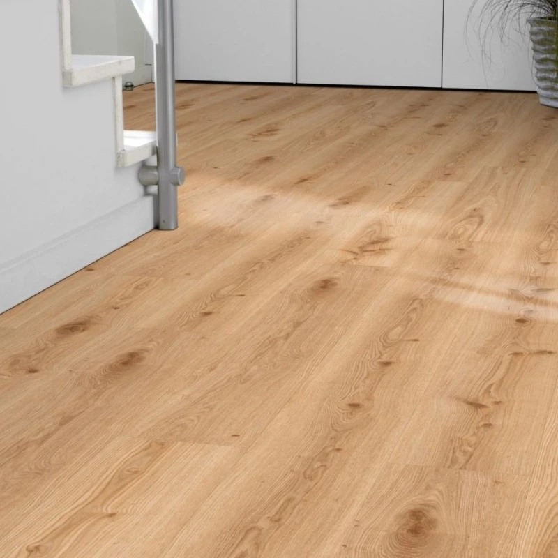Tarkett Essence Glue-Down Primary Oak Light Brown 260053005 panele winylowe aranżacja 1